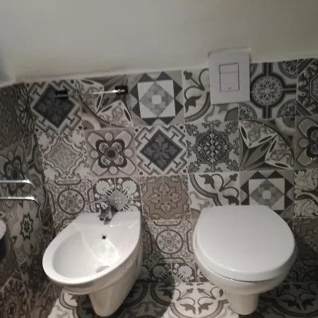 8 Panzió