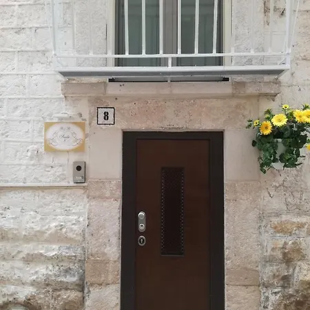 Panzió 8 *