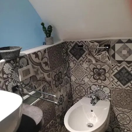 8 * Bisceglie
